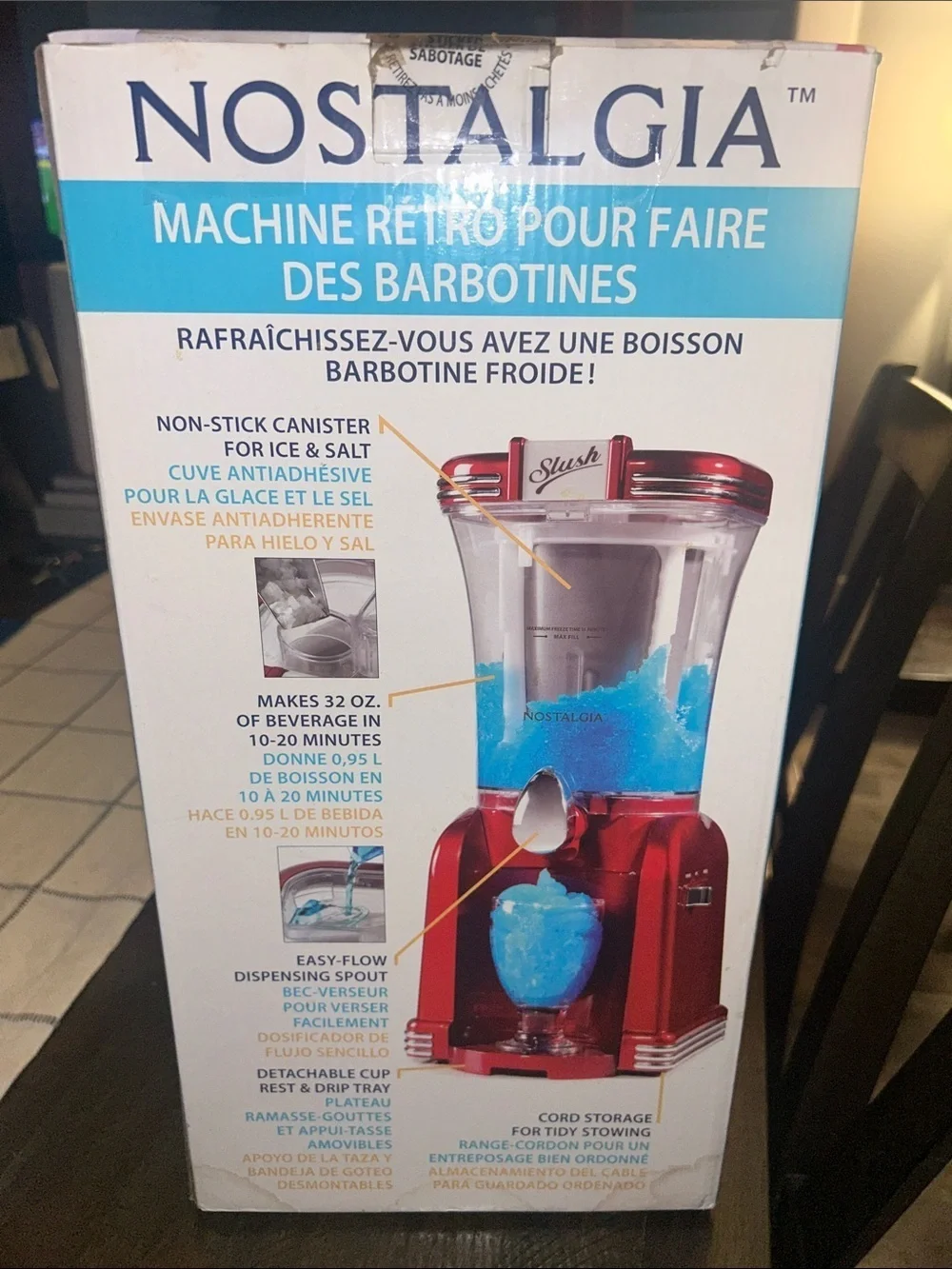 Nostalgia Retro Slush Drink Maker